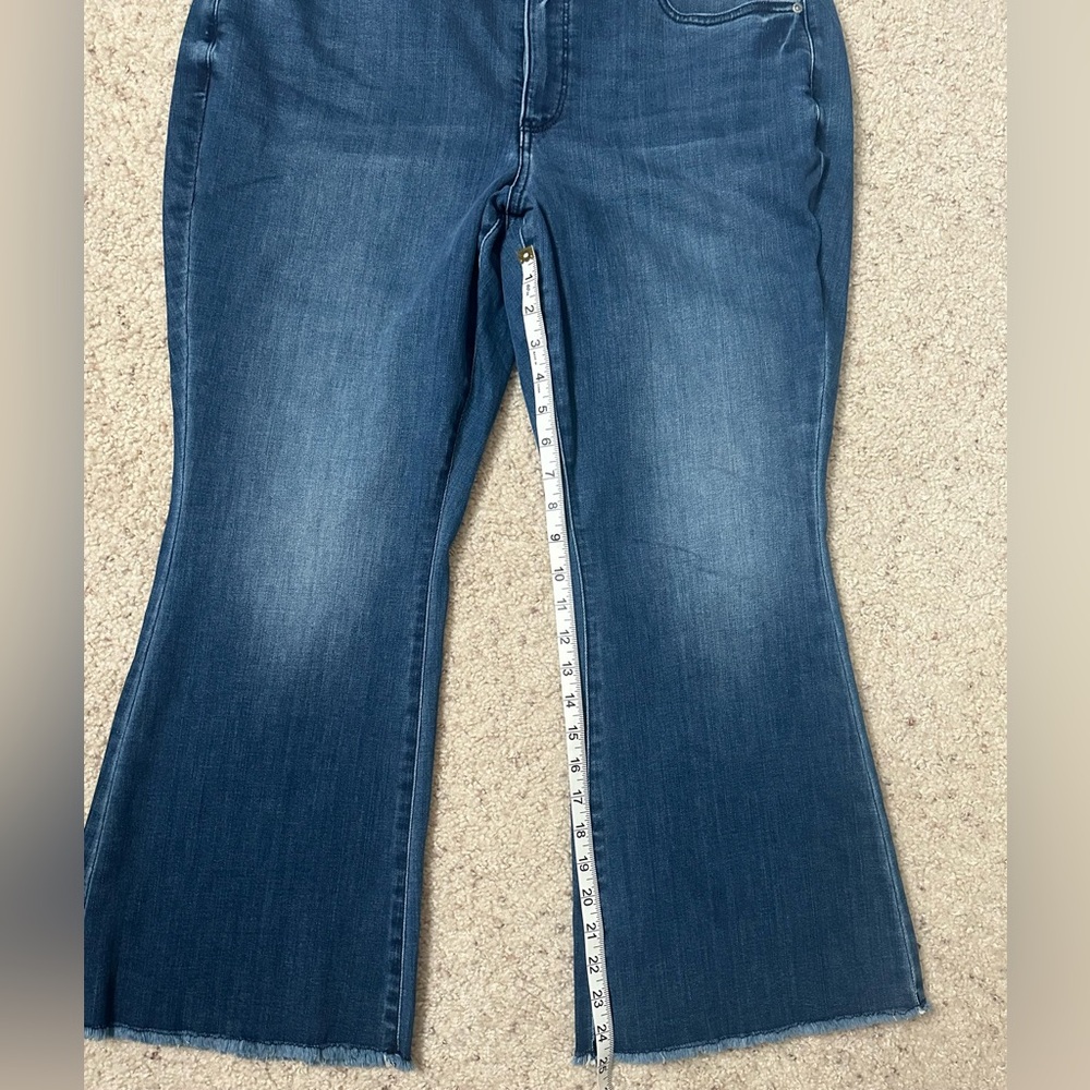 NYDJ Lift Tuck Bootcut Flare Jeans Raw Hem Dark Wash Stretch Size 14W - Picture 8 of 8